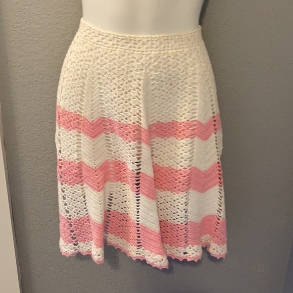 Vintage crocheted apron handmade - Picture 1 of 9